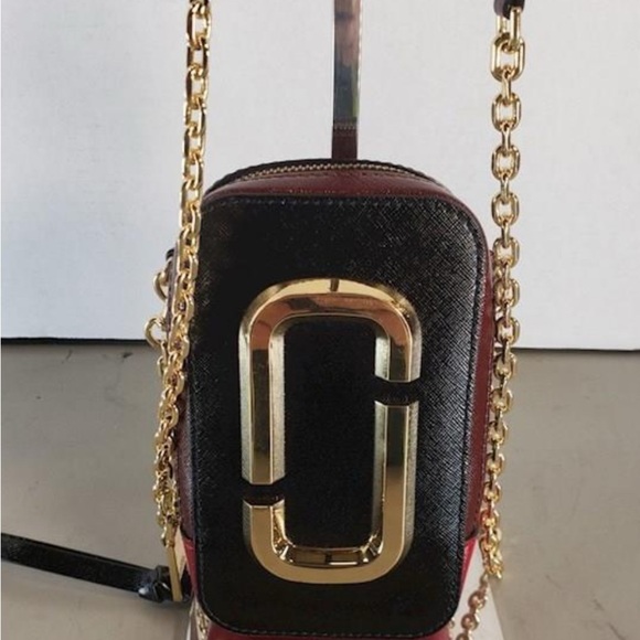 Marc Jacobs Hot Shot Crossbody Bag Red Black and Burgundy w/gold Hardware EUC - Picture 3 of 9